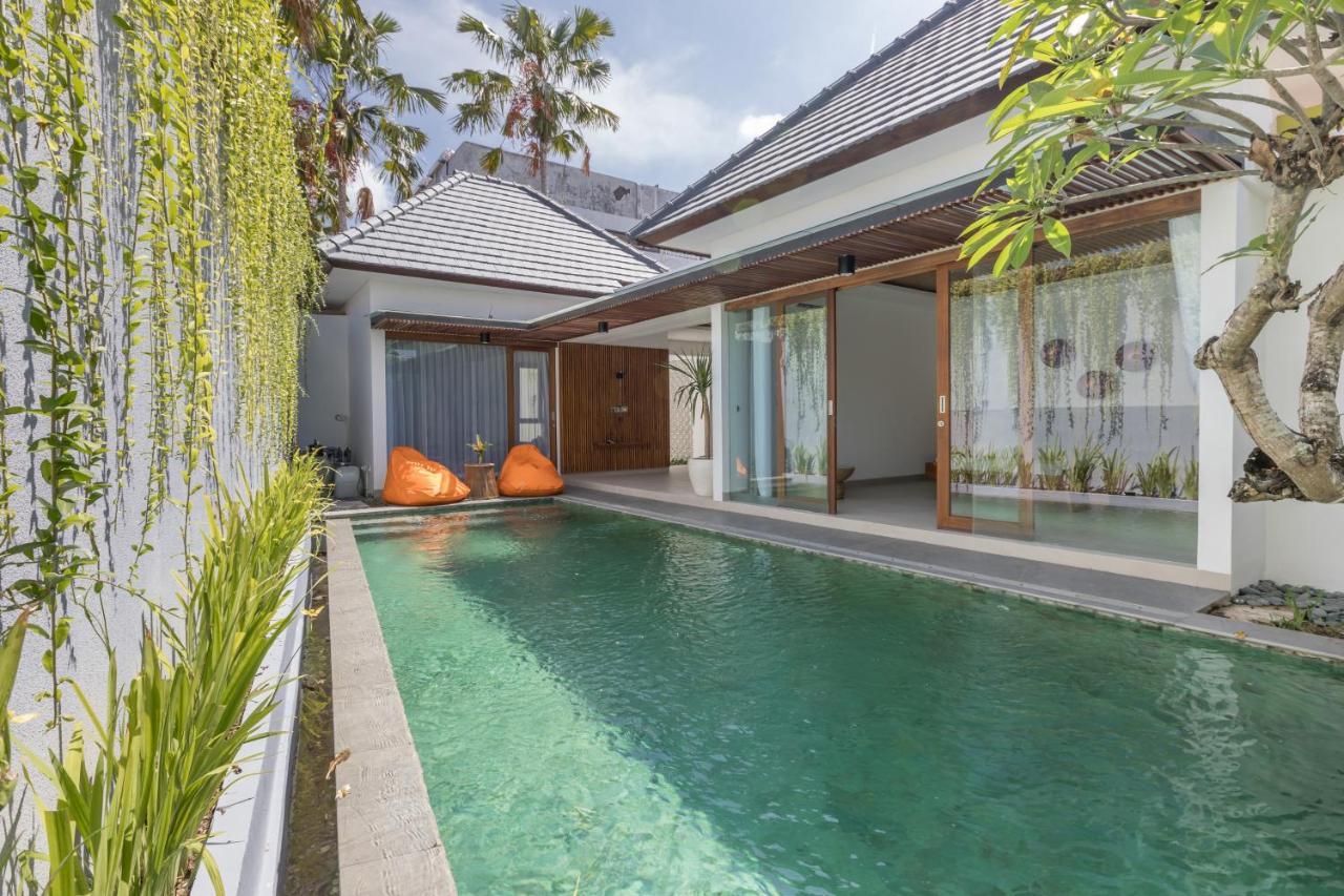 Fenosa Seminyak Villas By Nagisa Bali Buitenkant foto