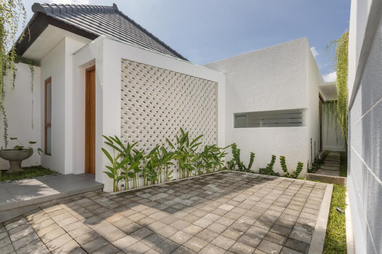Fenosa Seminyak Villas By Nagisa Bali Buitenkant foto