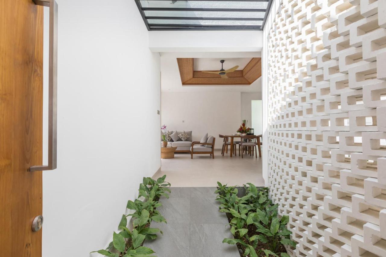 Fenosa Seminyak Villas By Nagisa Bali Buitenkant foto